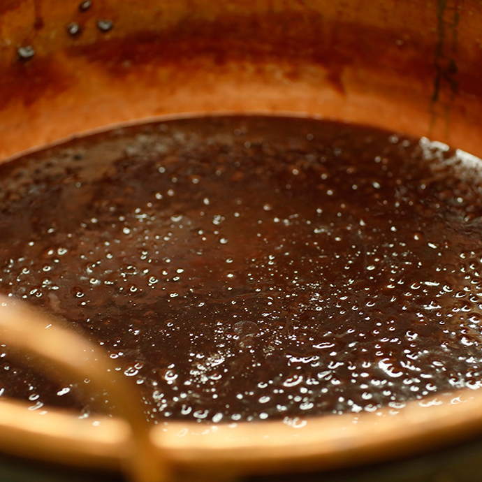 こだわりの小豆から作る自家製餡